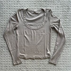 Vuori Long Sleeve Pose Scoop Tee